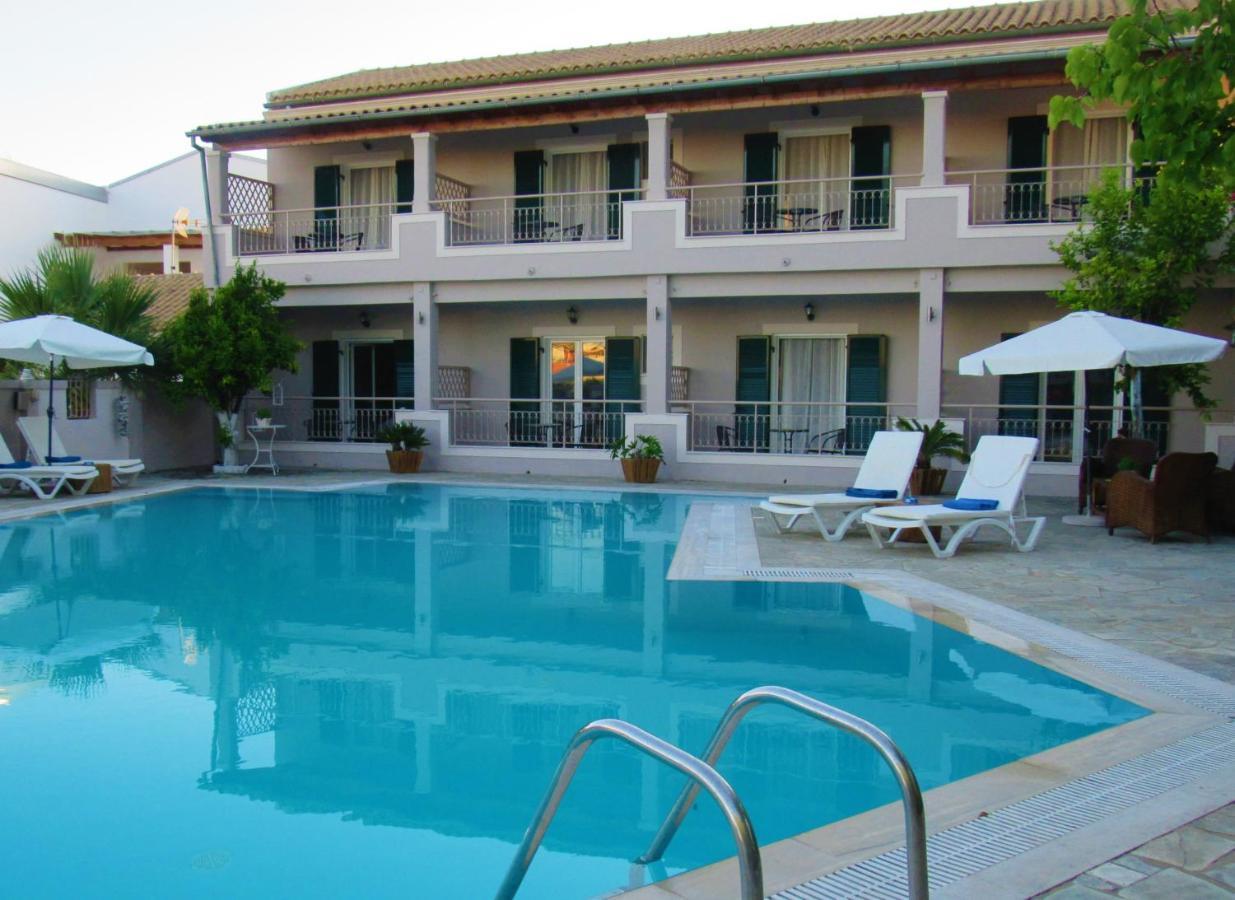 Toni'S Guesthouse Kavos Exterior photo