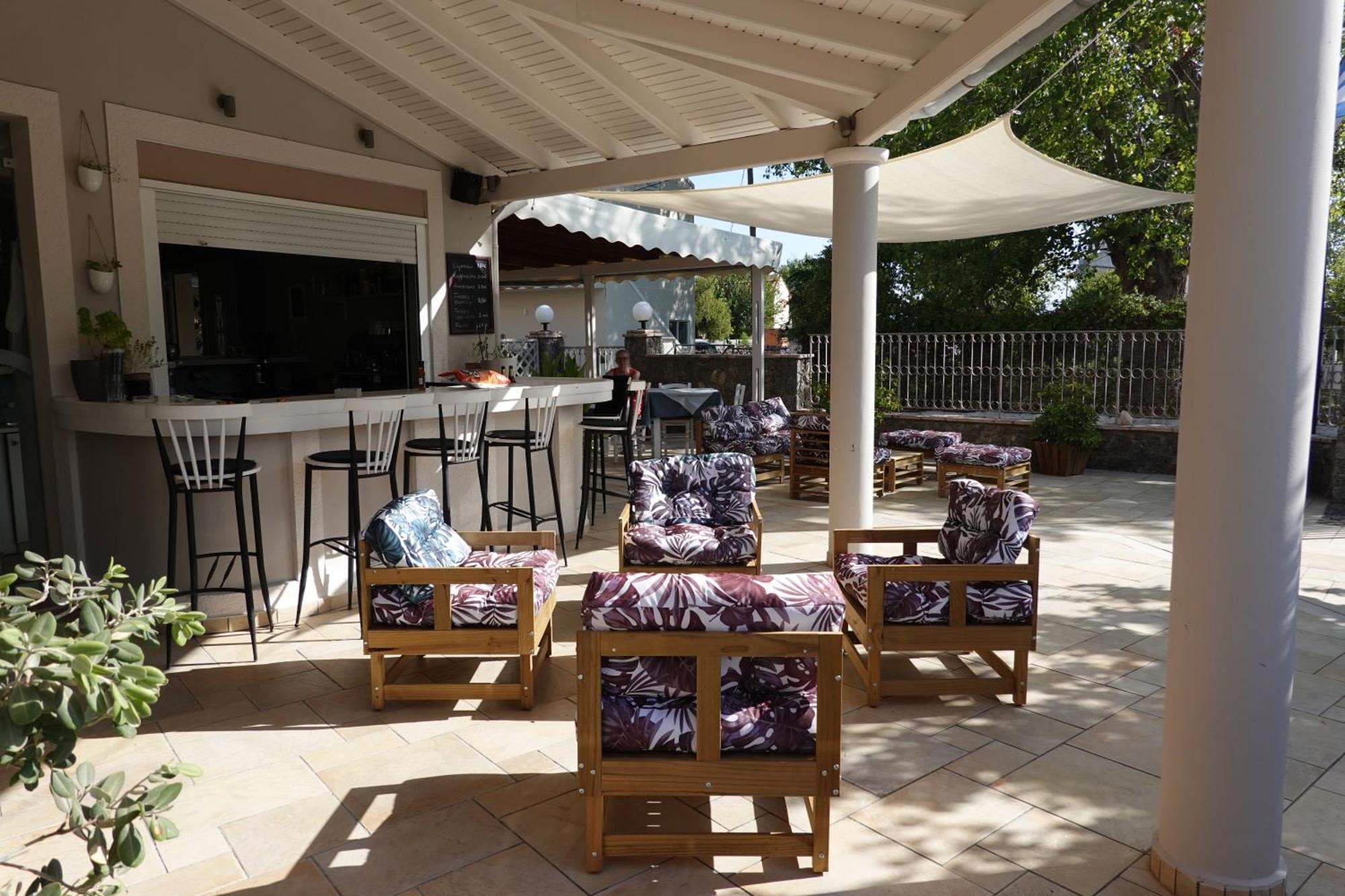 Toni'S Guesthouse Kavos Exterior photo